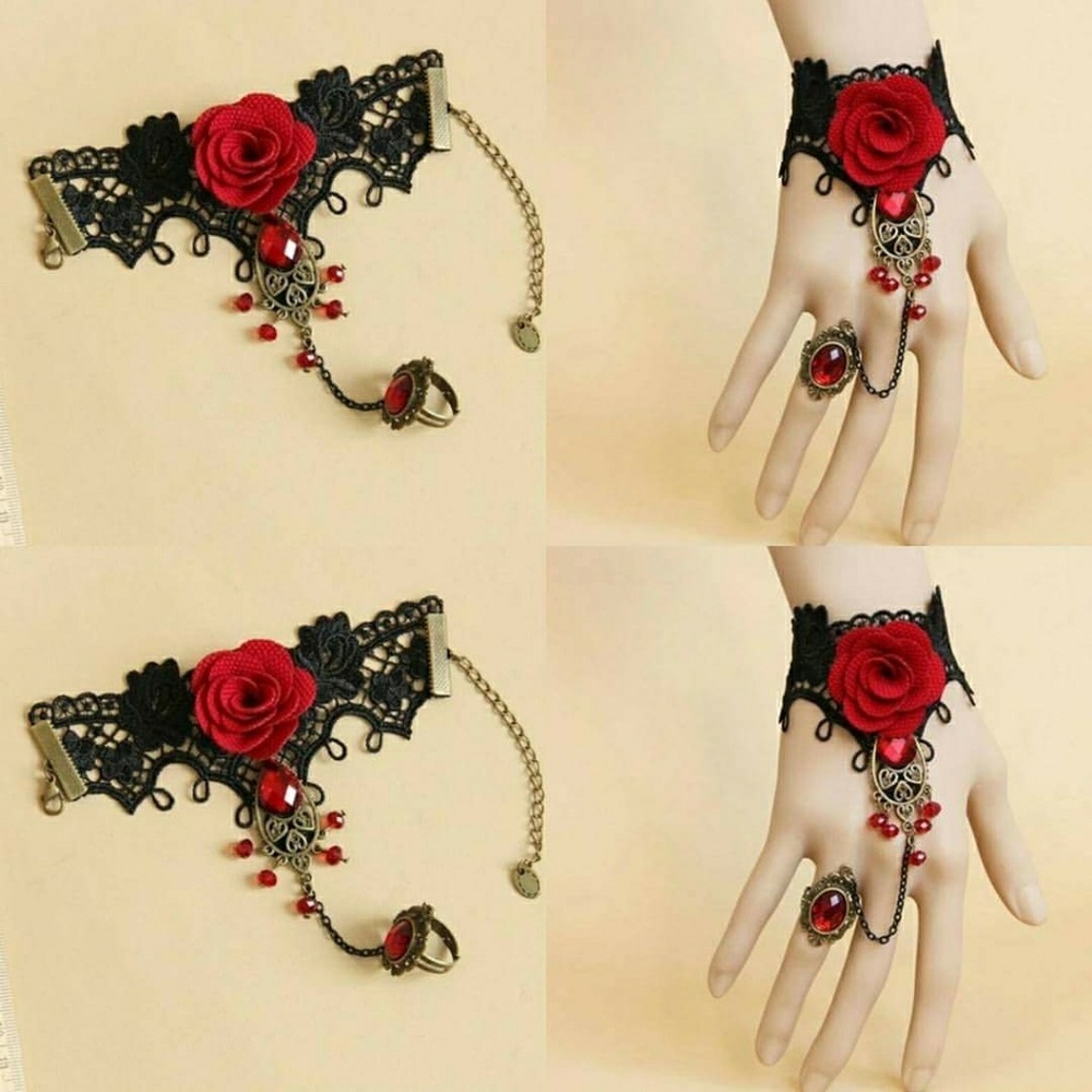 Rose Gothic Hand Ring Bracelet